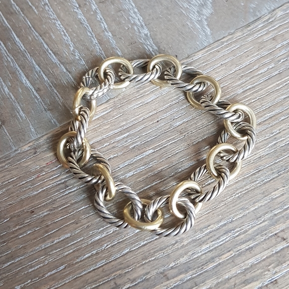 David Yurman Jewelry - David Yurman Large Oval Link Bracelet With Gold